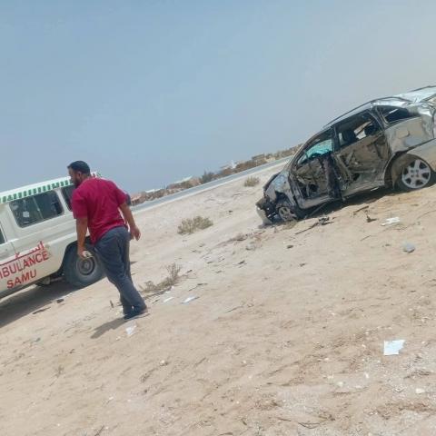 صورة من الحادث المروع الذي أودى بحياة مسؤول