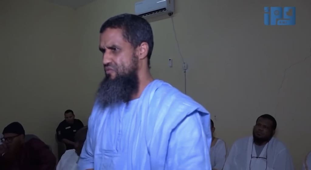 مَن هو "أبو يونس" الموريتاني الذي الْتَقى بن لادن في أفغانستان وأطلق سراحه بالأمس ضمن السلفيين الذين شملهم عفوٌ رئاسي؟