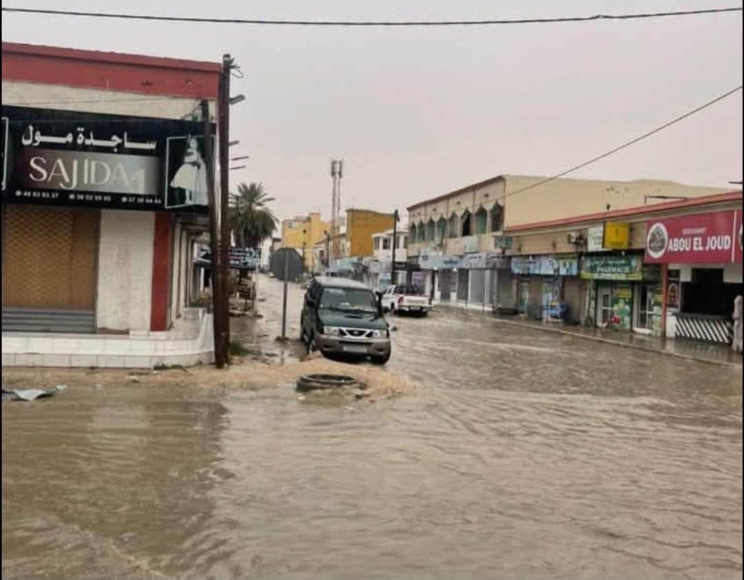 شاهد آثار الأمطار على العاصمة نواكشوط