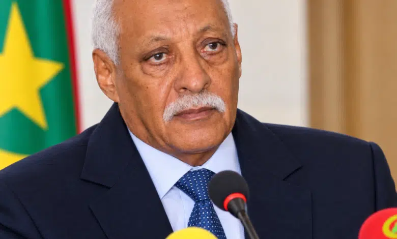 ما الذي يبقى من الدولة عندما يُمزَّق الدستور ويُلغى القانون؟